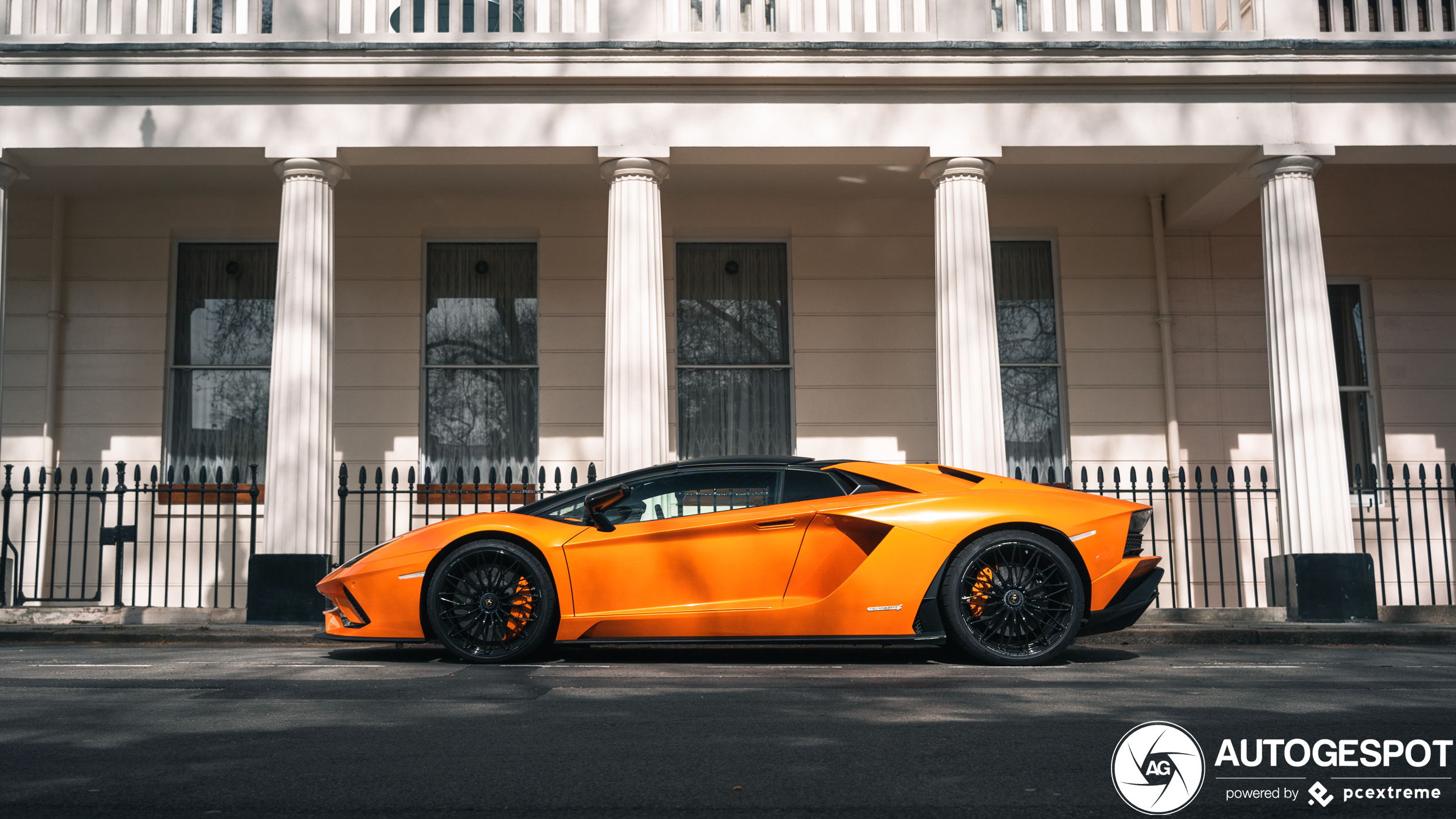 Lamborghini Aventador S LP740-4 Roadster