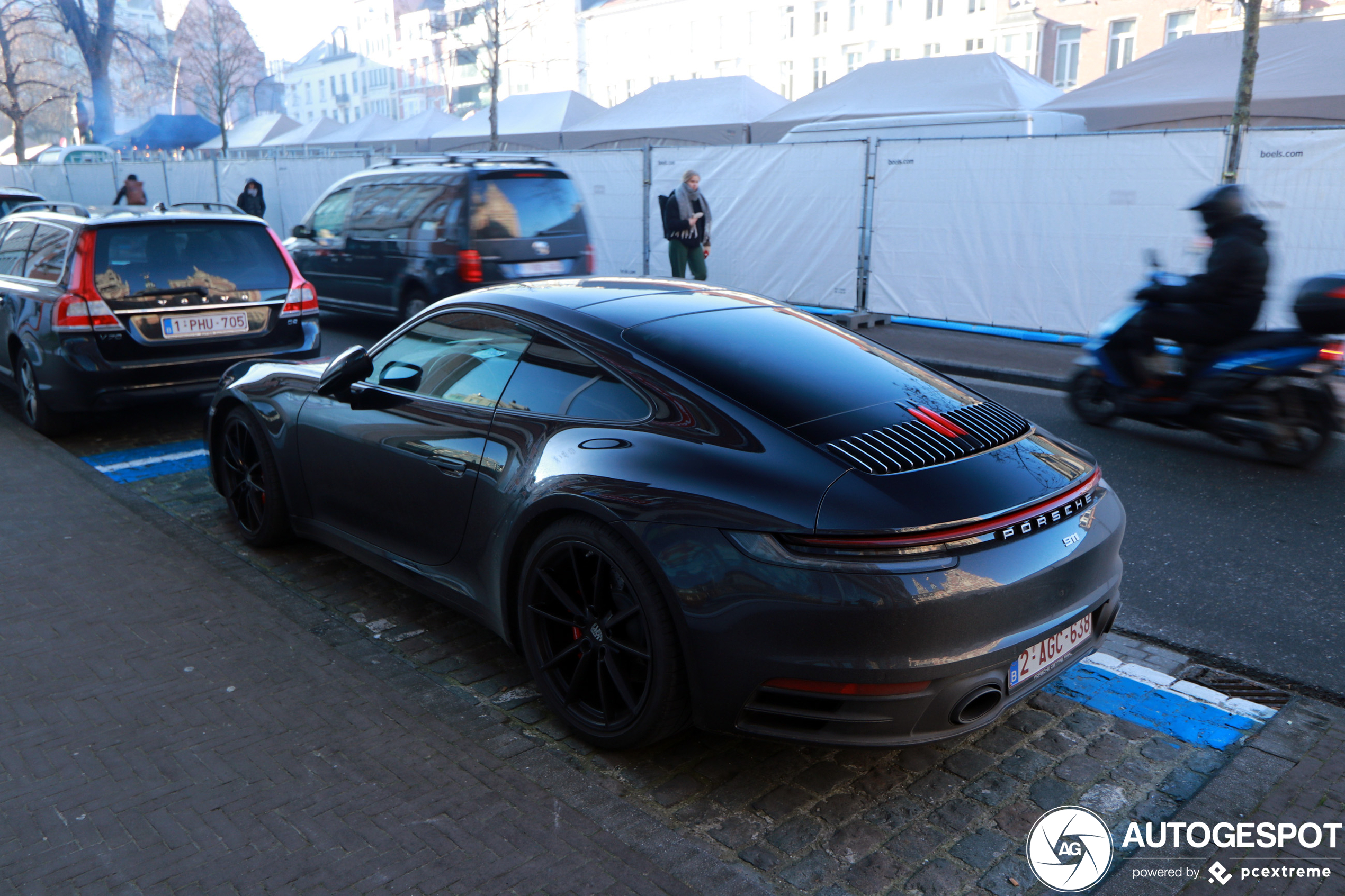 Porsche 992 Carrera 4S