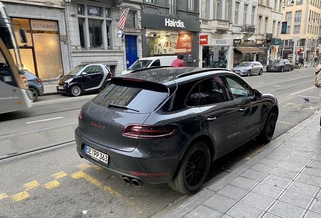 Porsche 95B Macan GTS