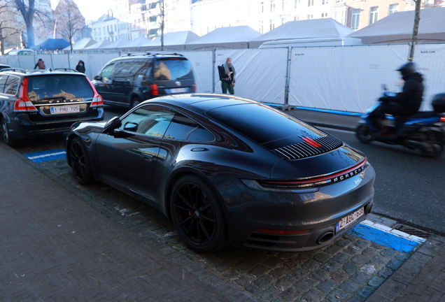 Porsche 992 Carrera 4S