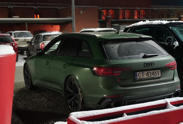 Audi RS4 Avant B9