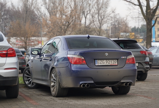 BMW M5 E60 2005