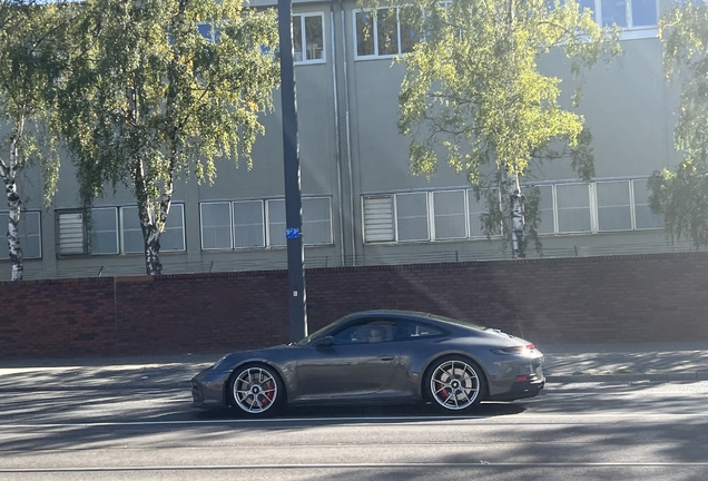 Porsche 992 GT3 Touring