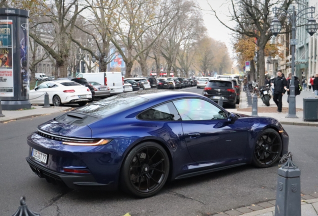 Porsche 992 GT3 Touring