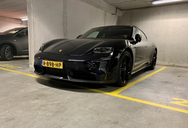 Porsche Taycan Turbo S