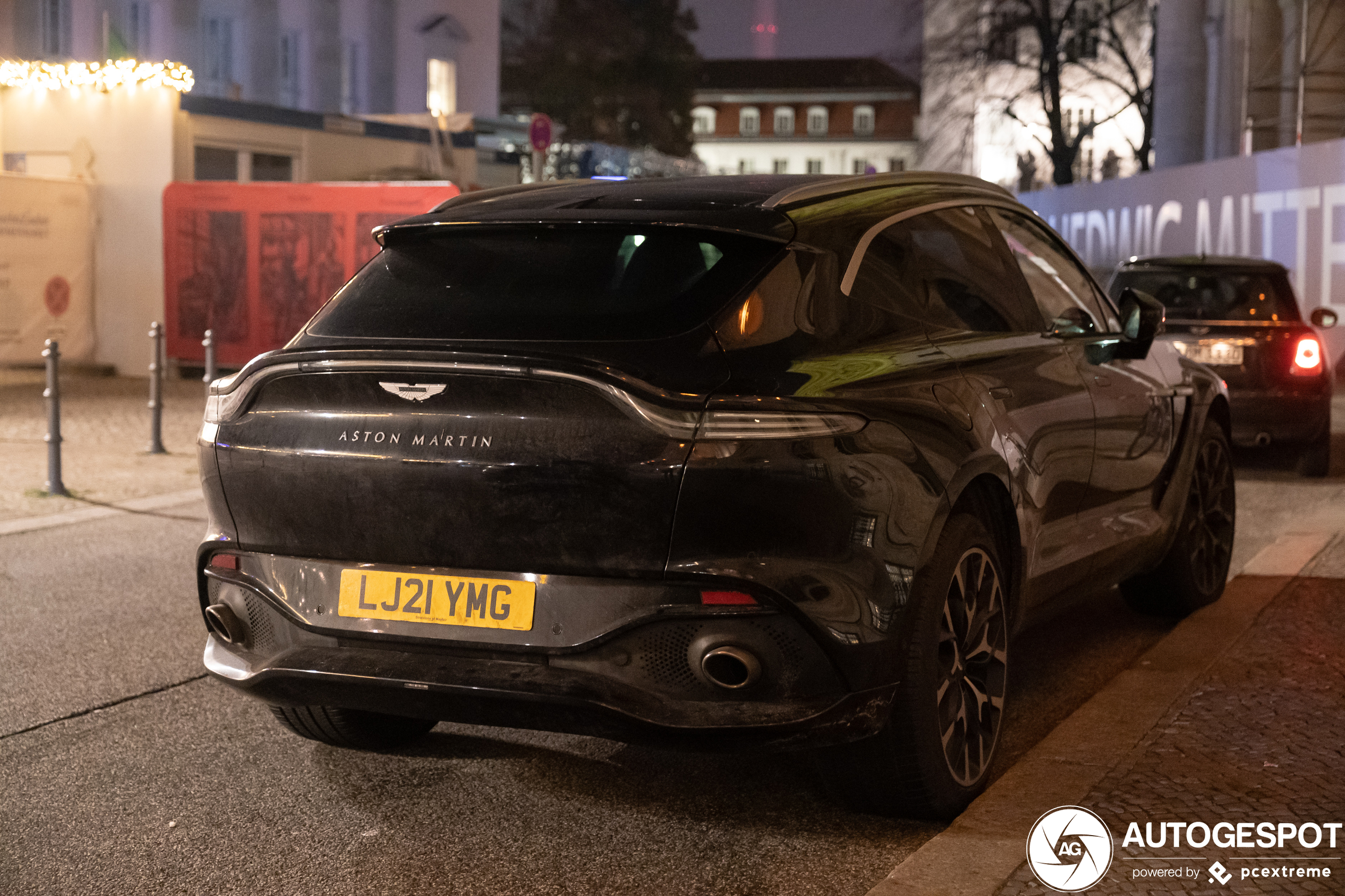 Aston Martin DBX