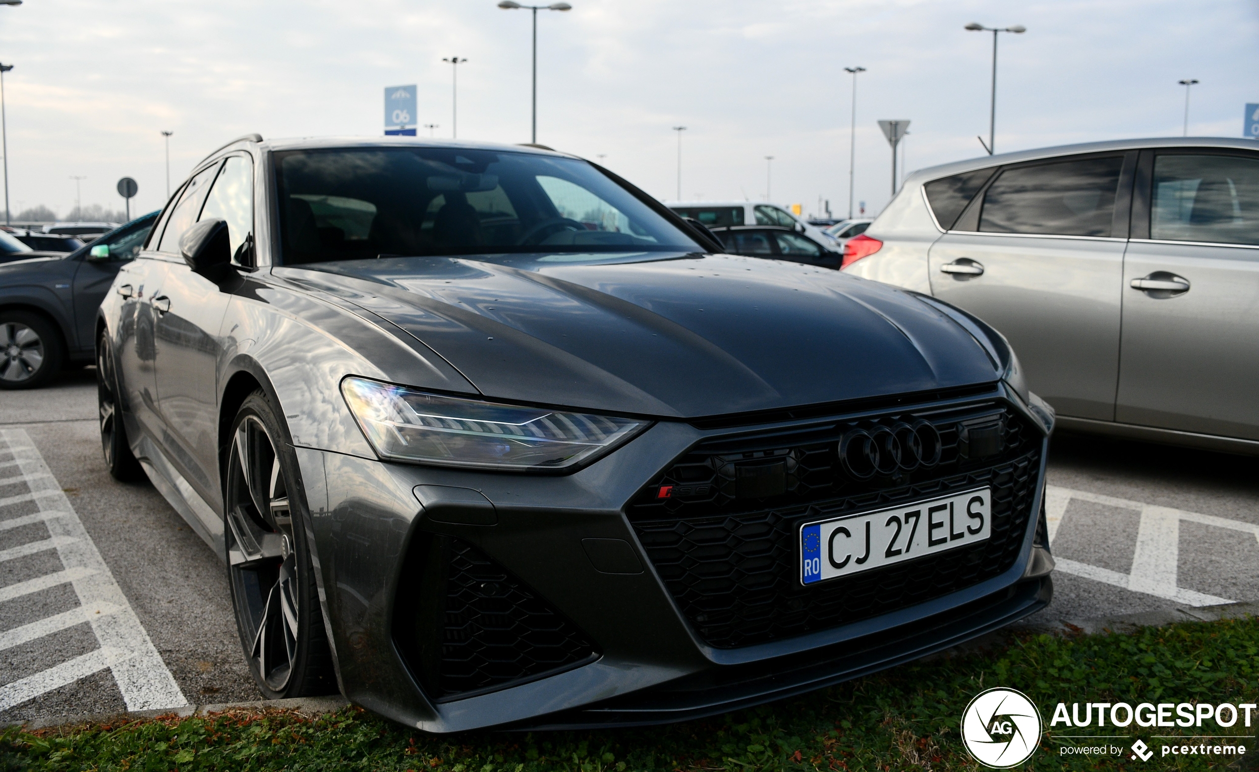 Audi RS6 Avant C8