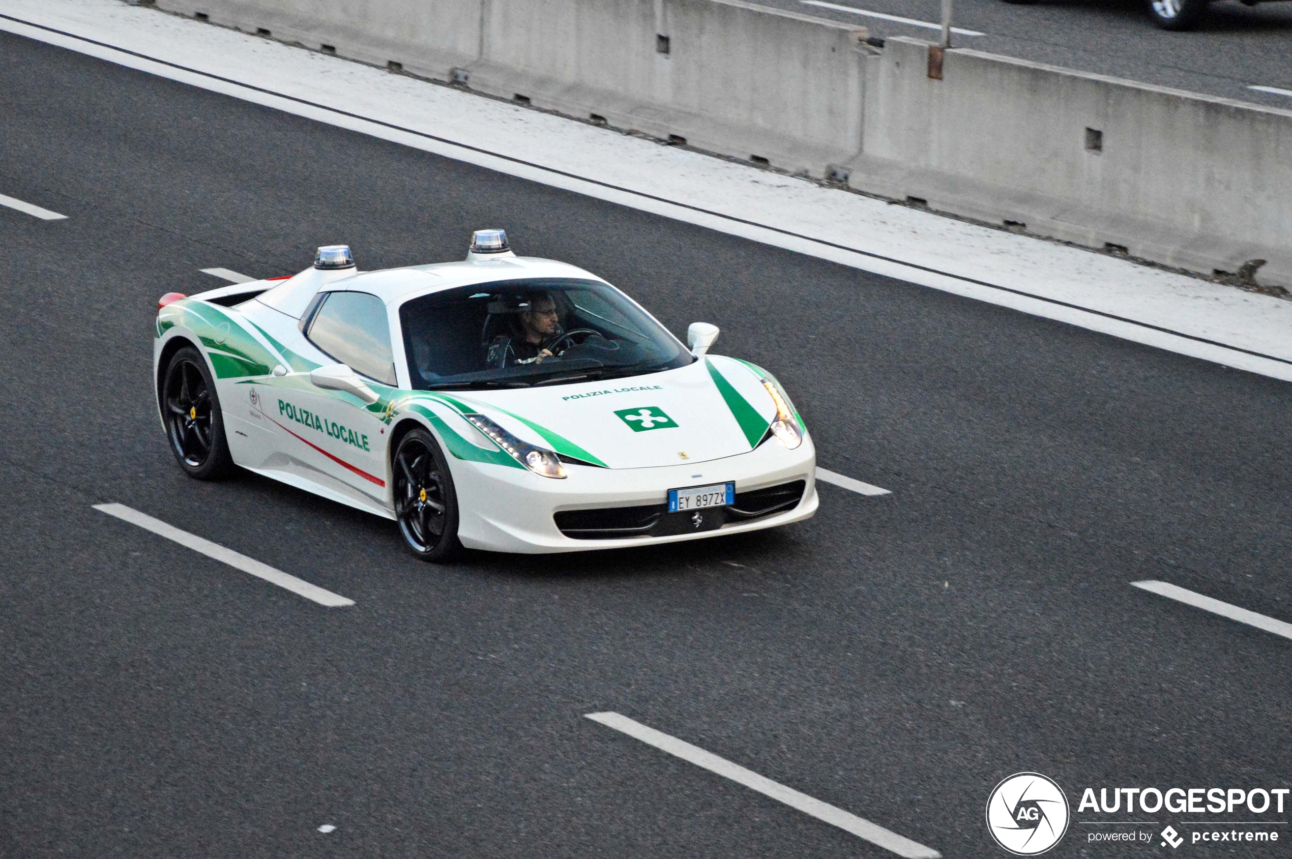 Not your average police car: Portugal’s BMW i8