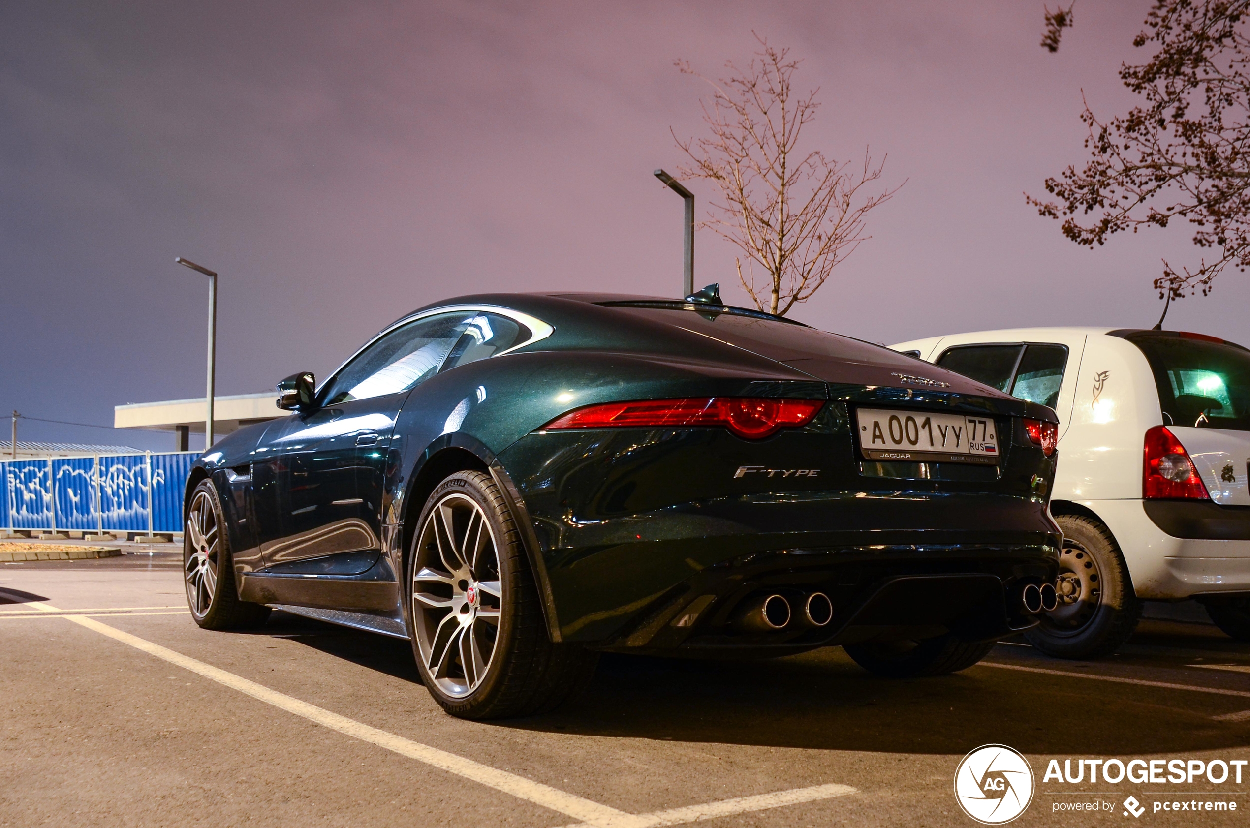 Jaguar F-TYPE R Coupé