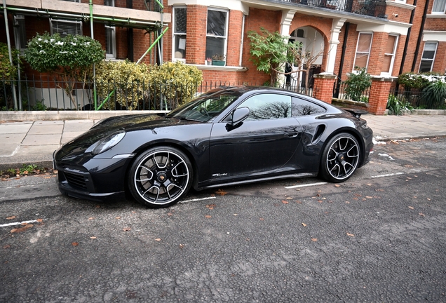 Porsche 992 Turbo