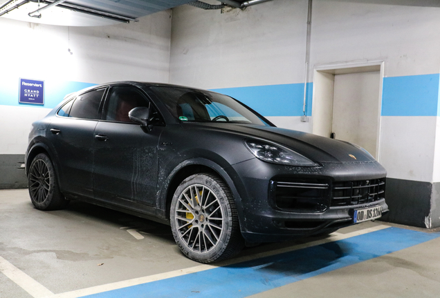 Porsche Cayenne Coupé Turbo S E-Hybrid