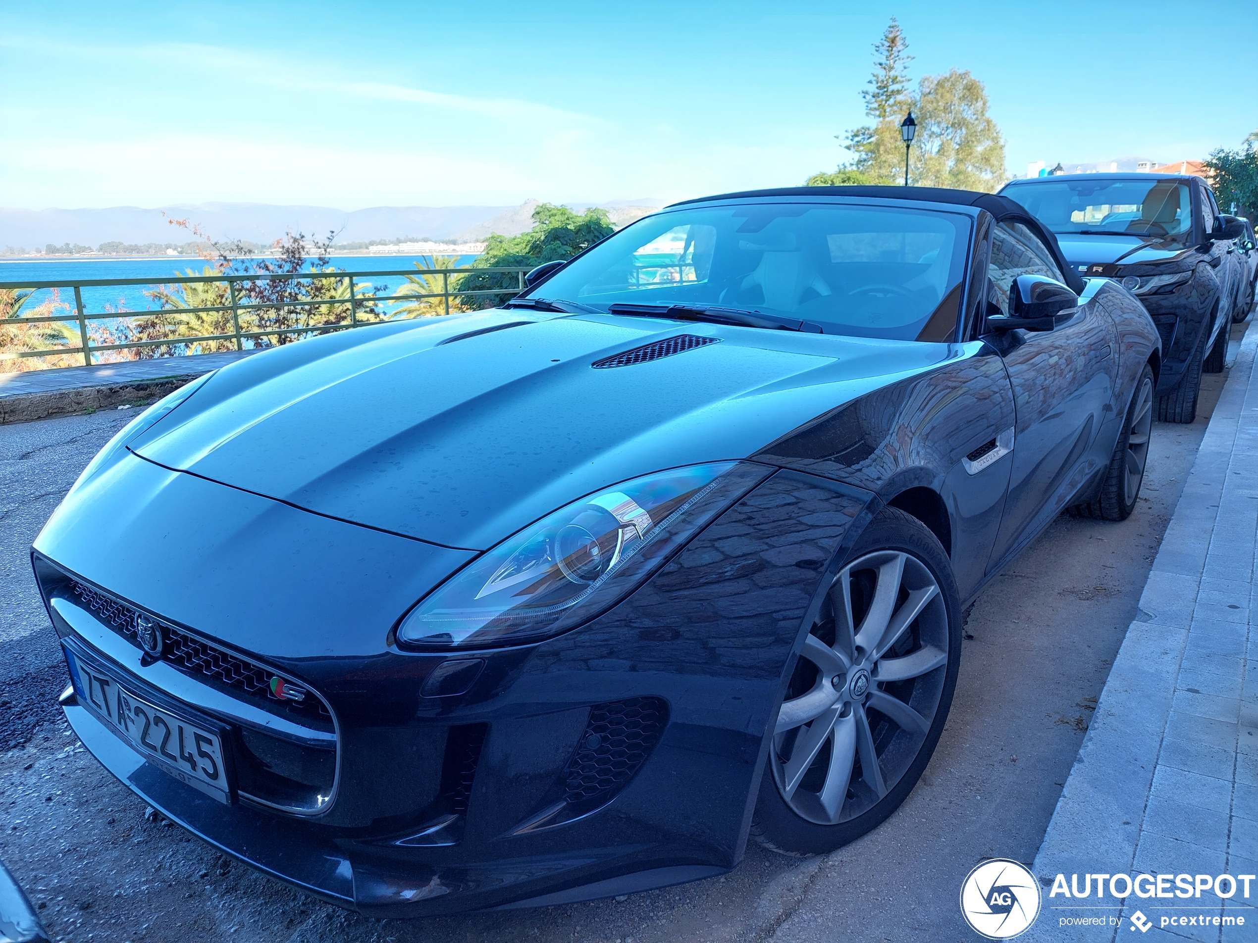 Jaguar F-TYPE S Convertible