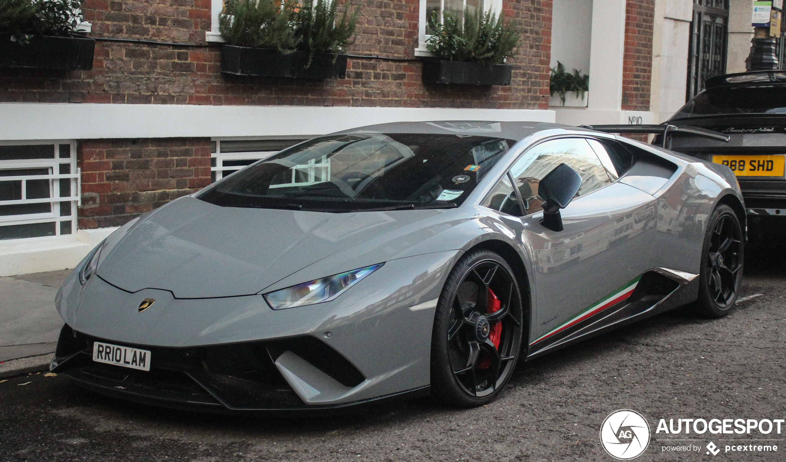 Lamborghini Huracán LP640-4 Performante