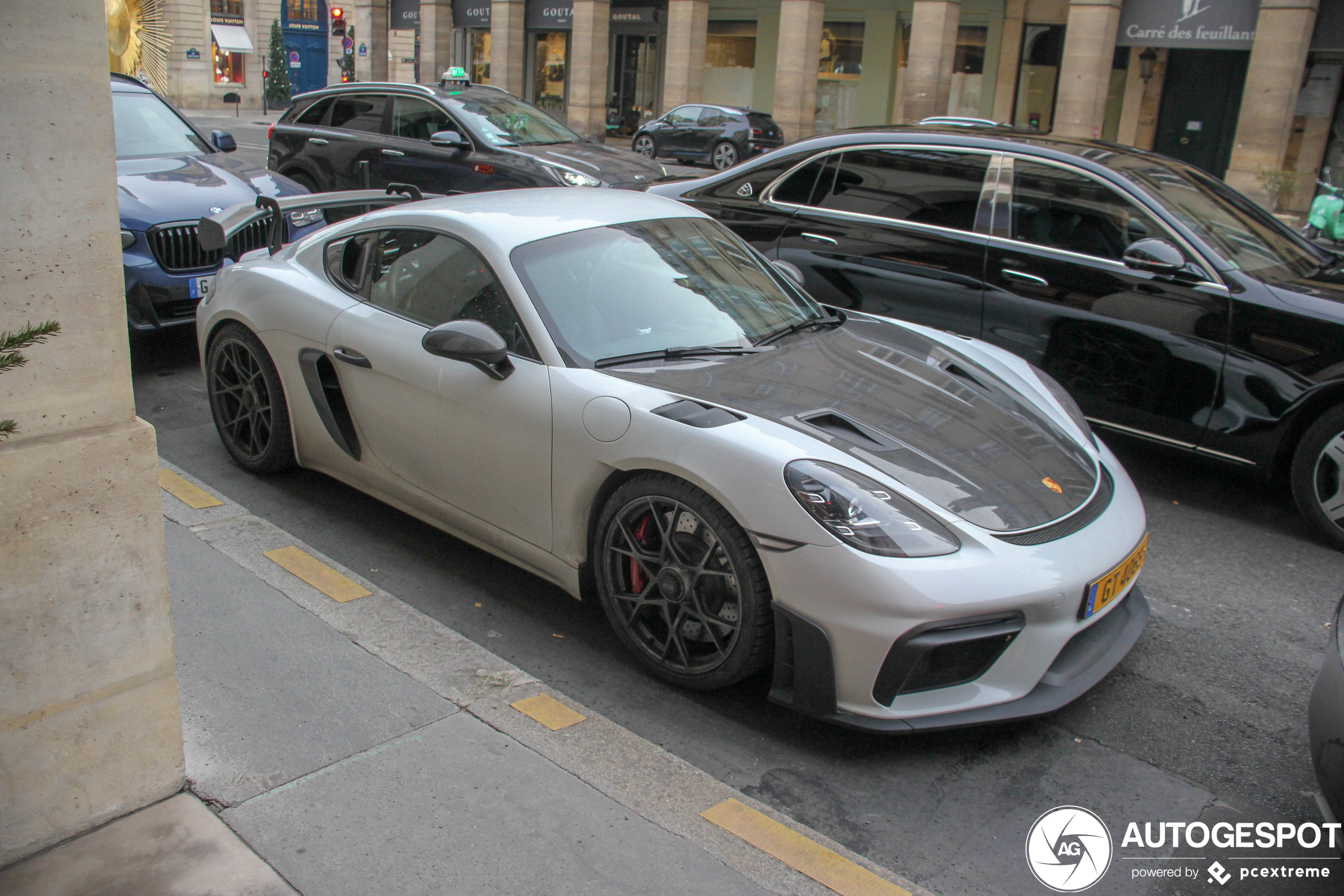 Porsche 718 Cayman GT4 RS Weissach Package