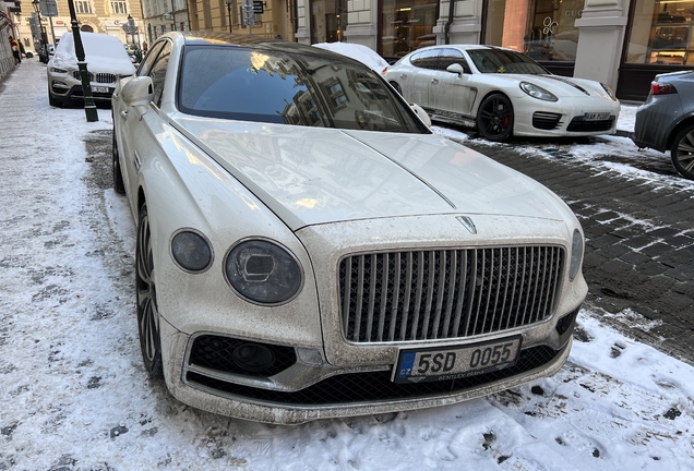 Bentley Flying Spur V8 2021