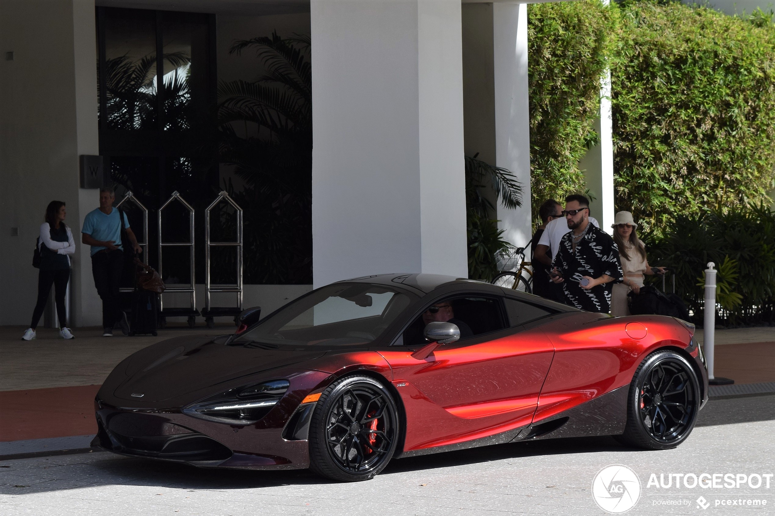 McLaren 720S MSO Velocity Edition zien we schitteren in het zonnetje