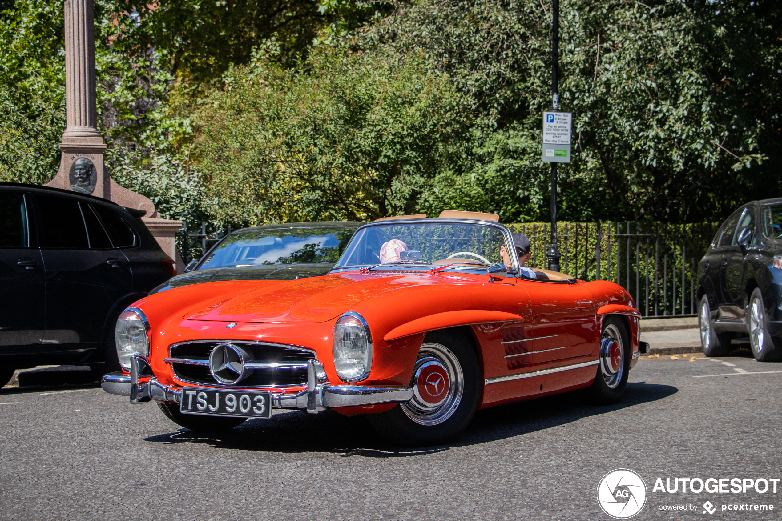 Mercedes-Benz 300SL Roadster