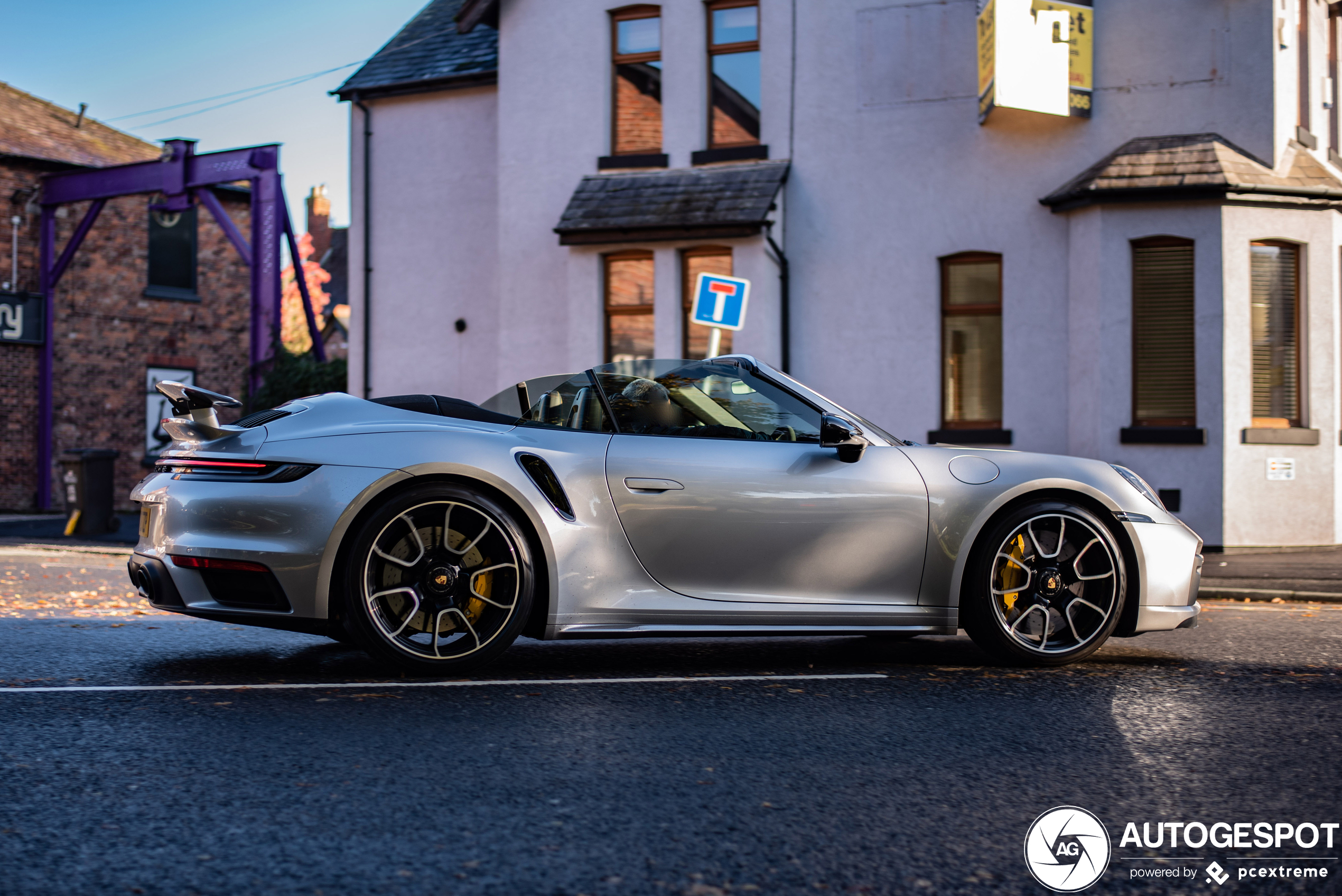 Porsche 992 Turbo S Cabriolet