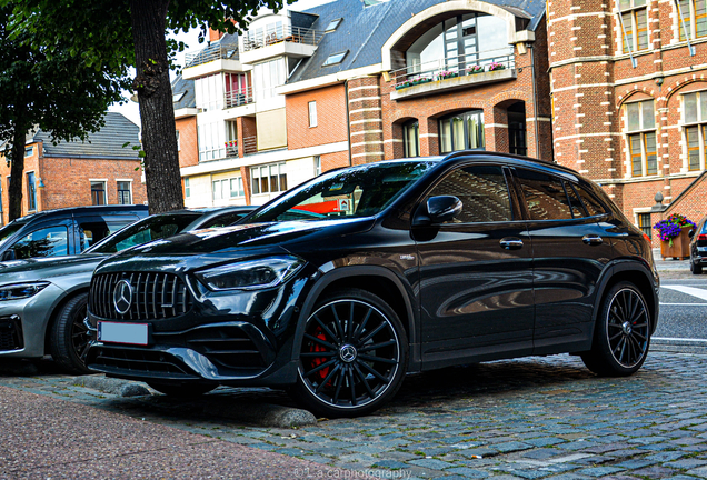 Mercedes-AMG GLA 45 S 4MATIC+ H247