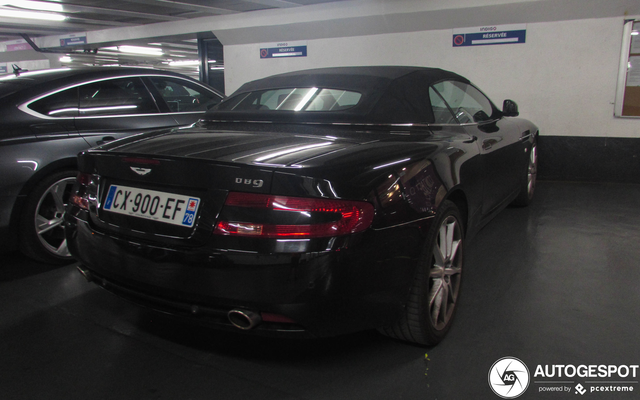 Aston Martin DB9 Volante