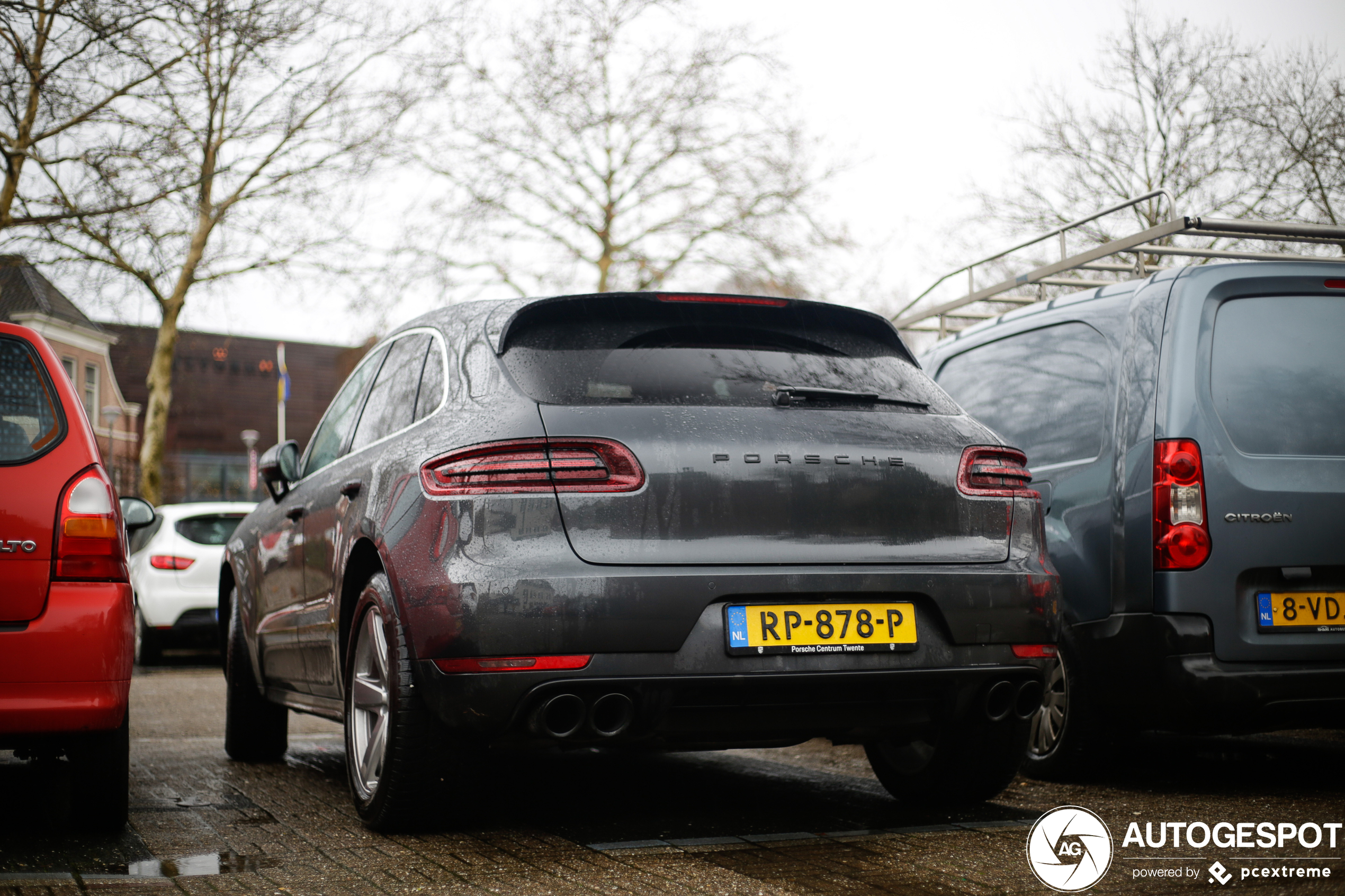 Porsche 95B Macan GTS