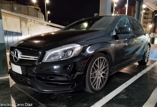 Mercedes-AMG A 45 W176 2015