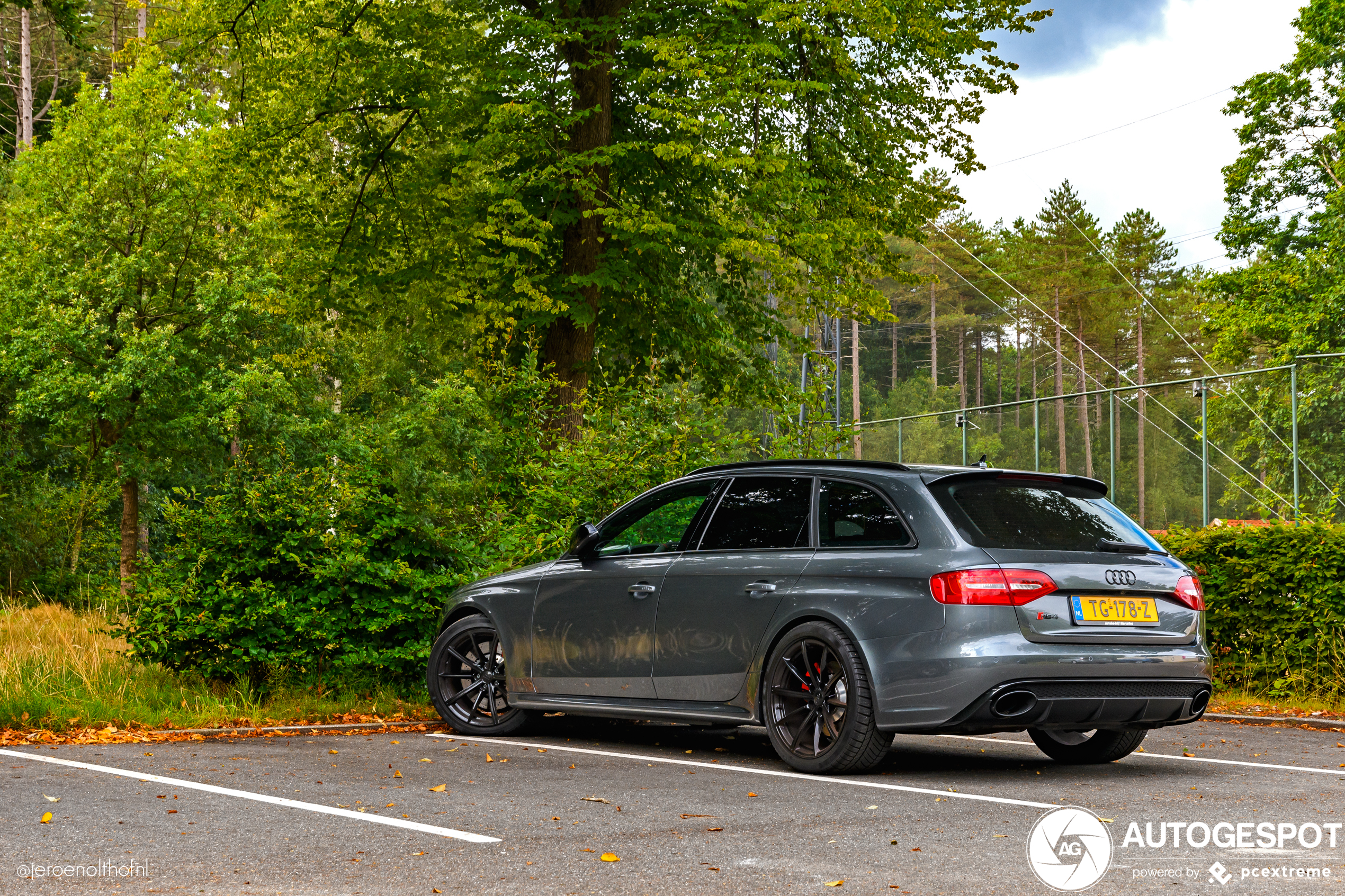 Audi RS4 Avant B8