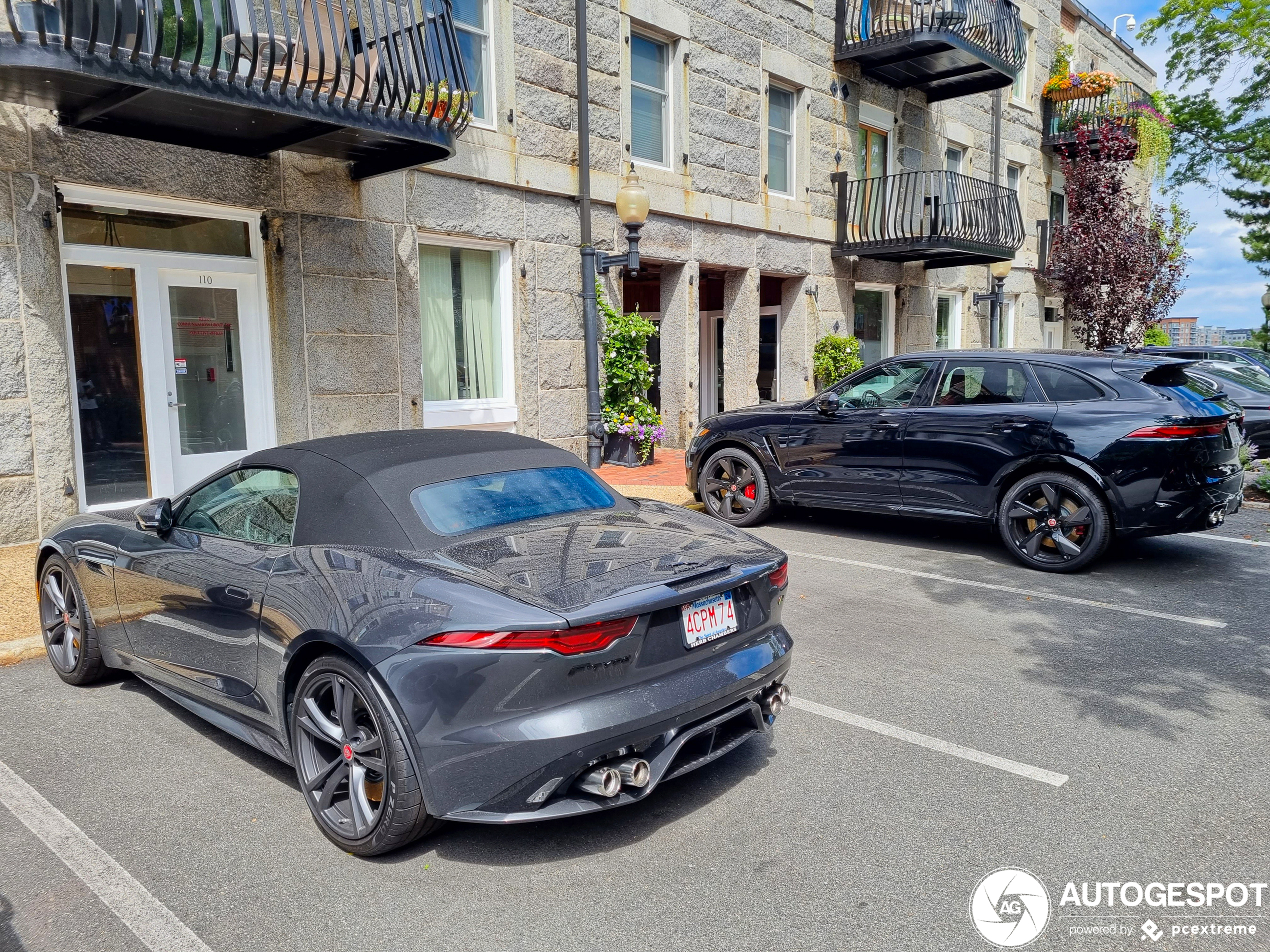 Jaguar F-TYPE R Convertible 2020