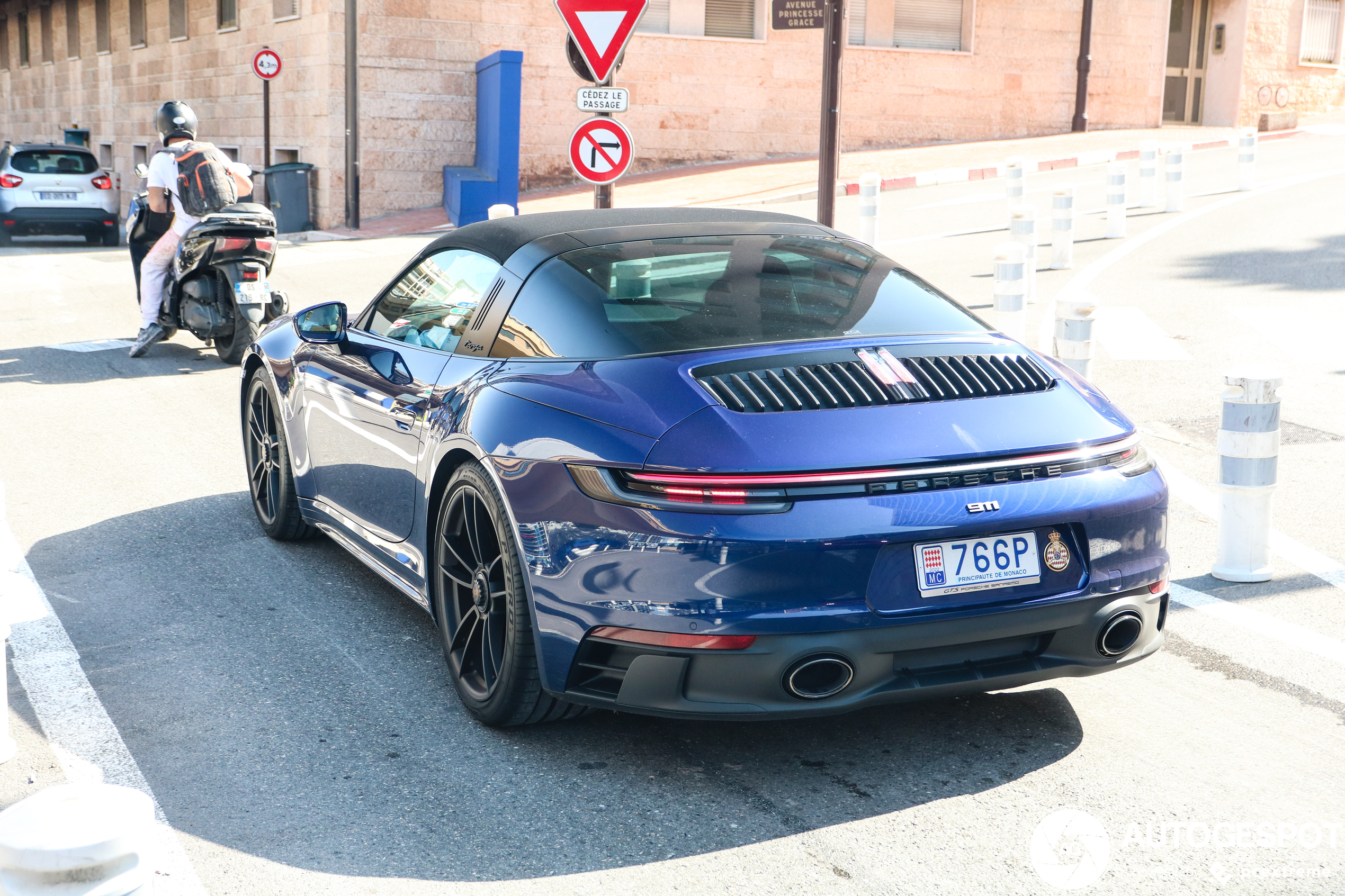 Porsche 992 Targa 4 GTS