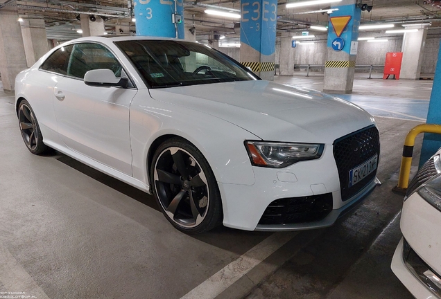 Audi RS5 B8 2012