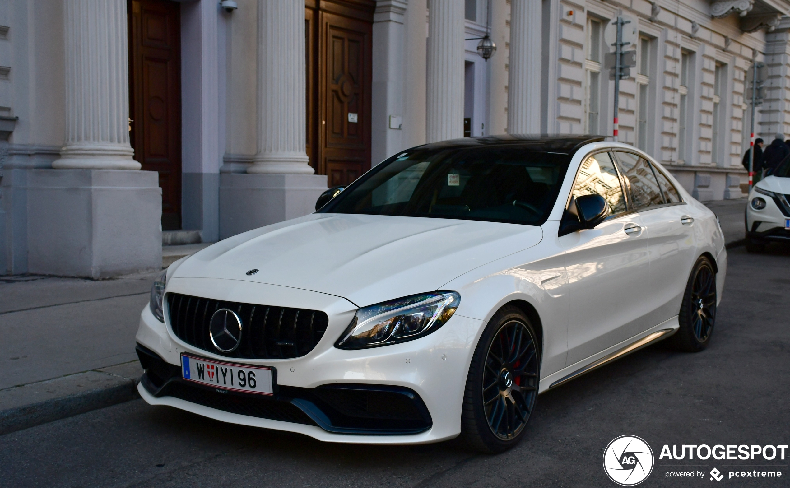 Mercedes-AMG C 63 S W205