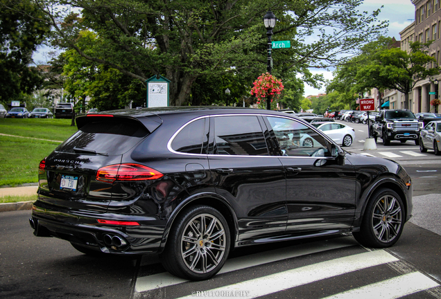 Porsche 958 Cayenne Turbo S MkII