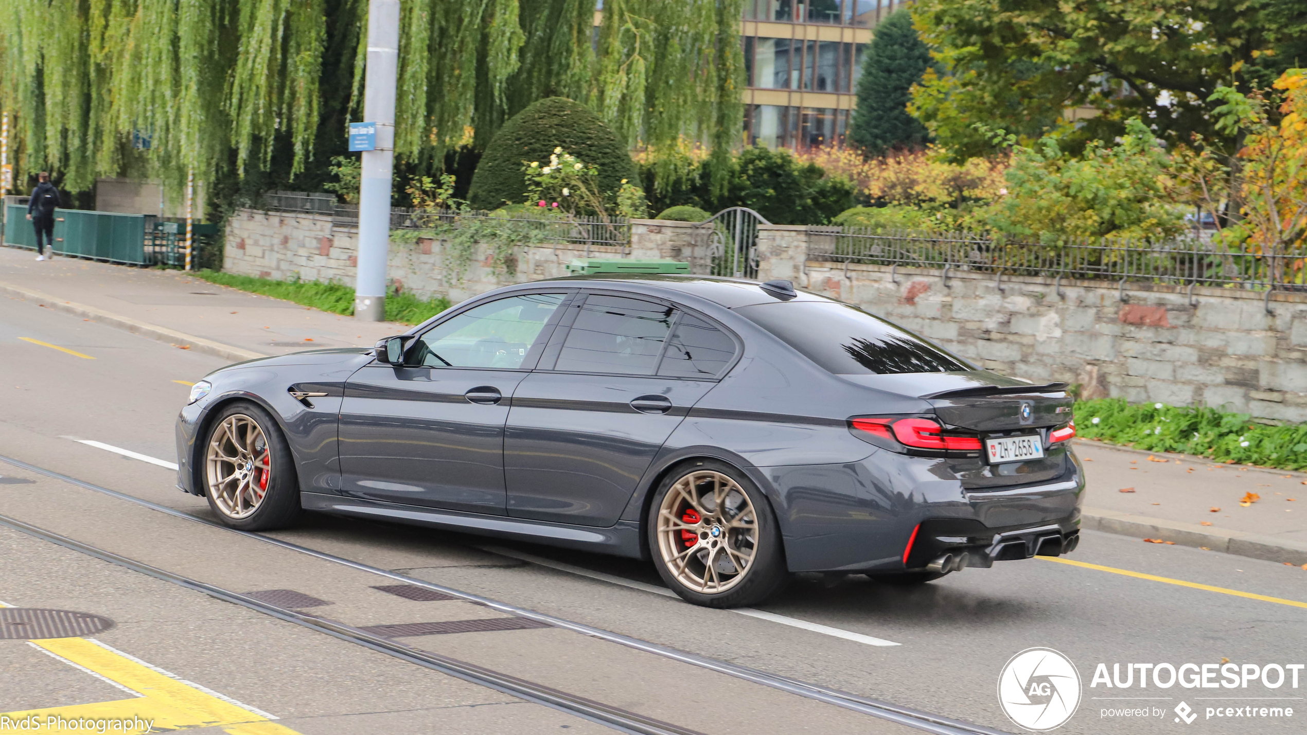 Spotten in Zürich is nooit saai: BMW M5 CS