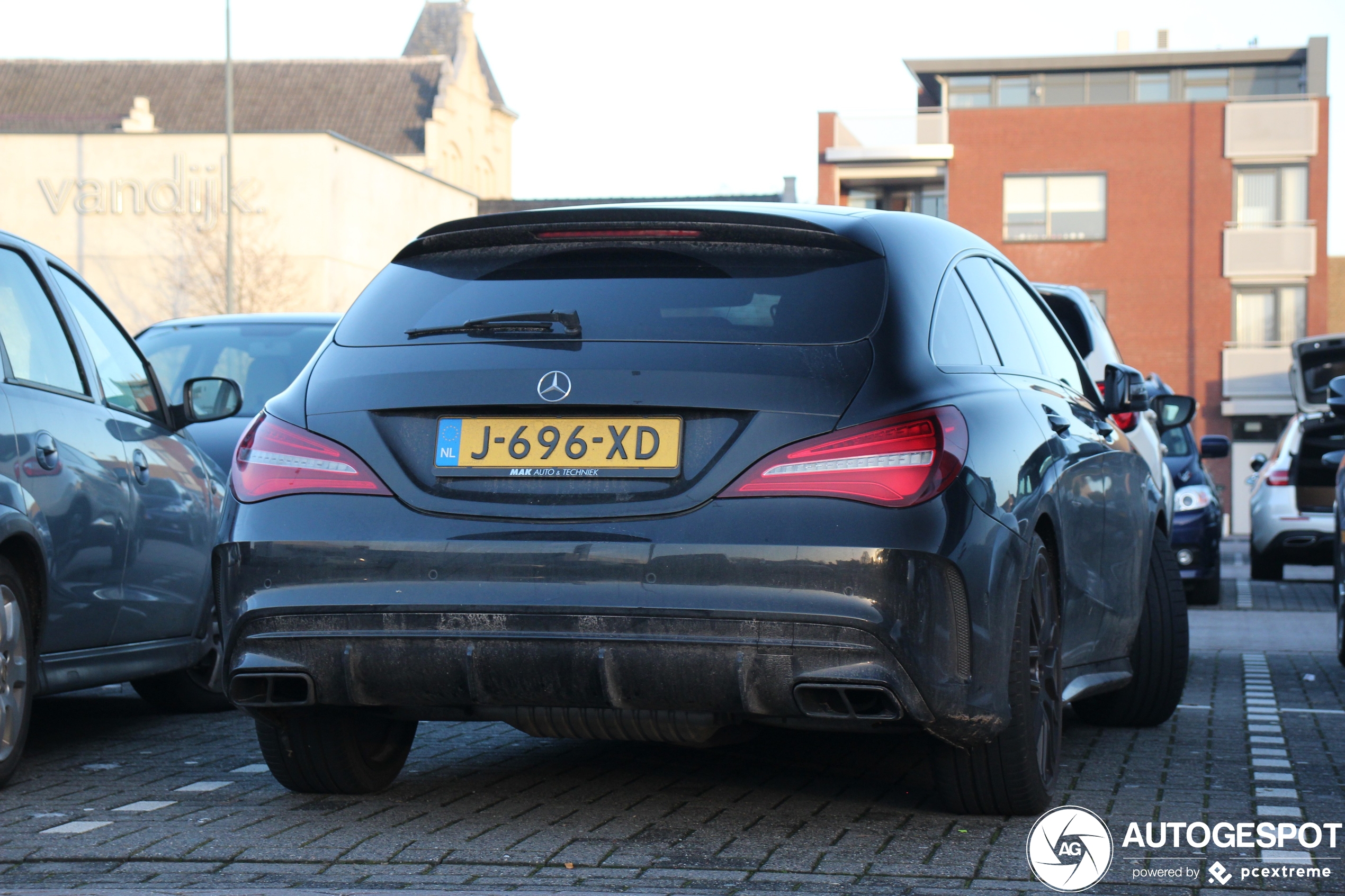 Mercedes-AMG CLA 45 Shooting Brake X117 2017