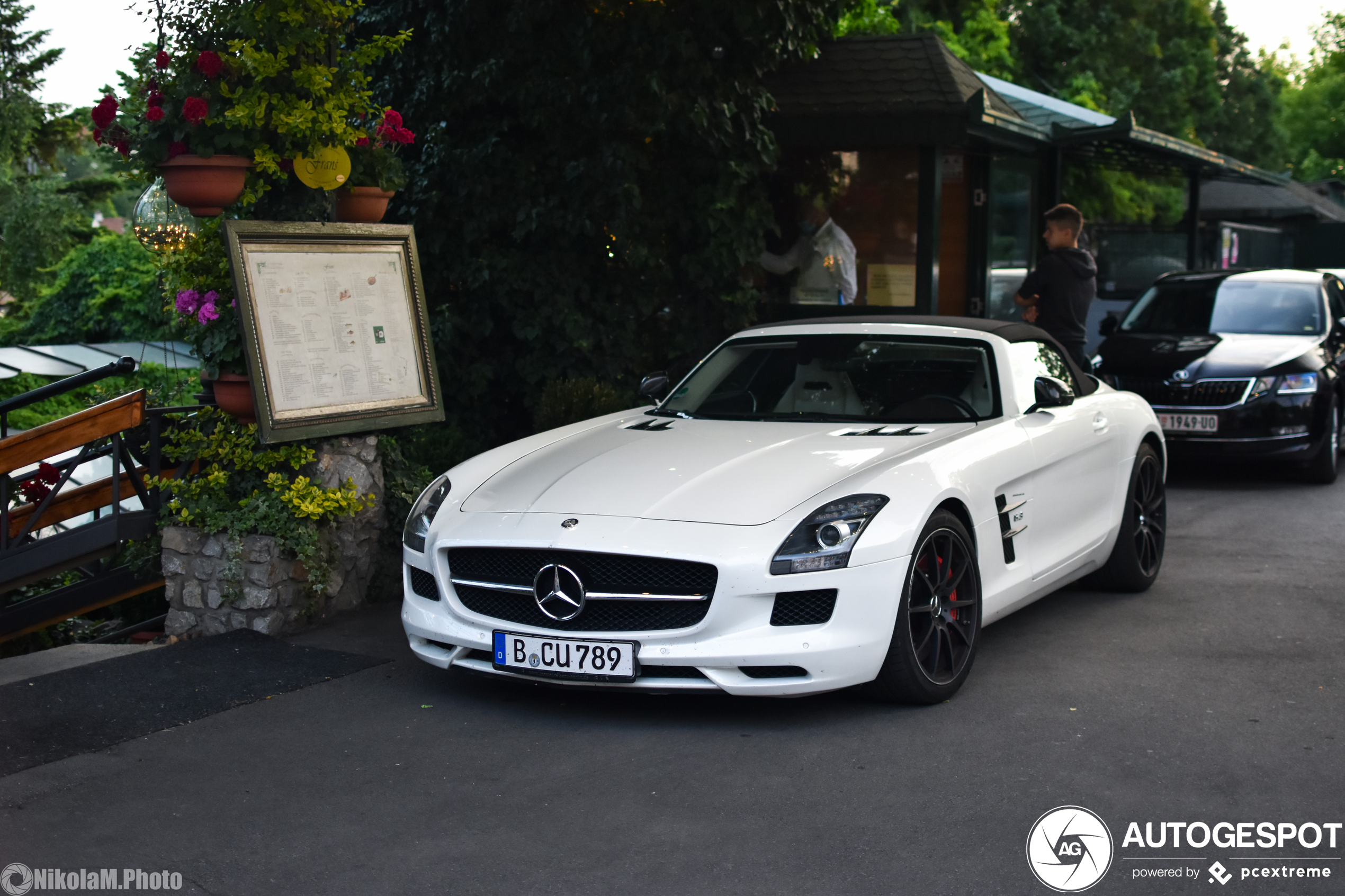 Mercedes-Benz SLS AMG GT Roadster