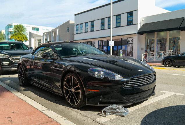 Aston Martin DBS Volante