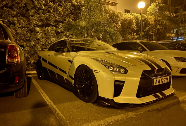 Nissan GT-R 2017