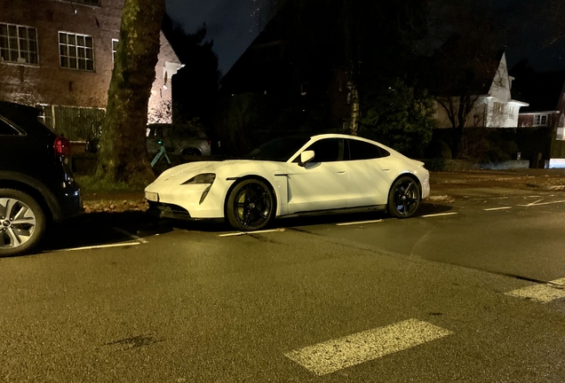 Porsche Taycan Turbo S