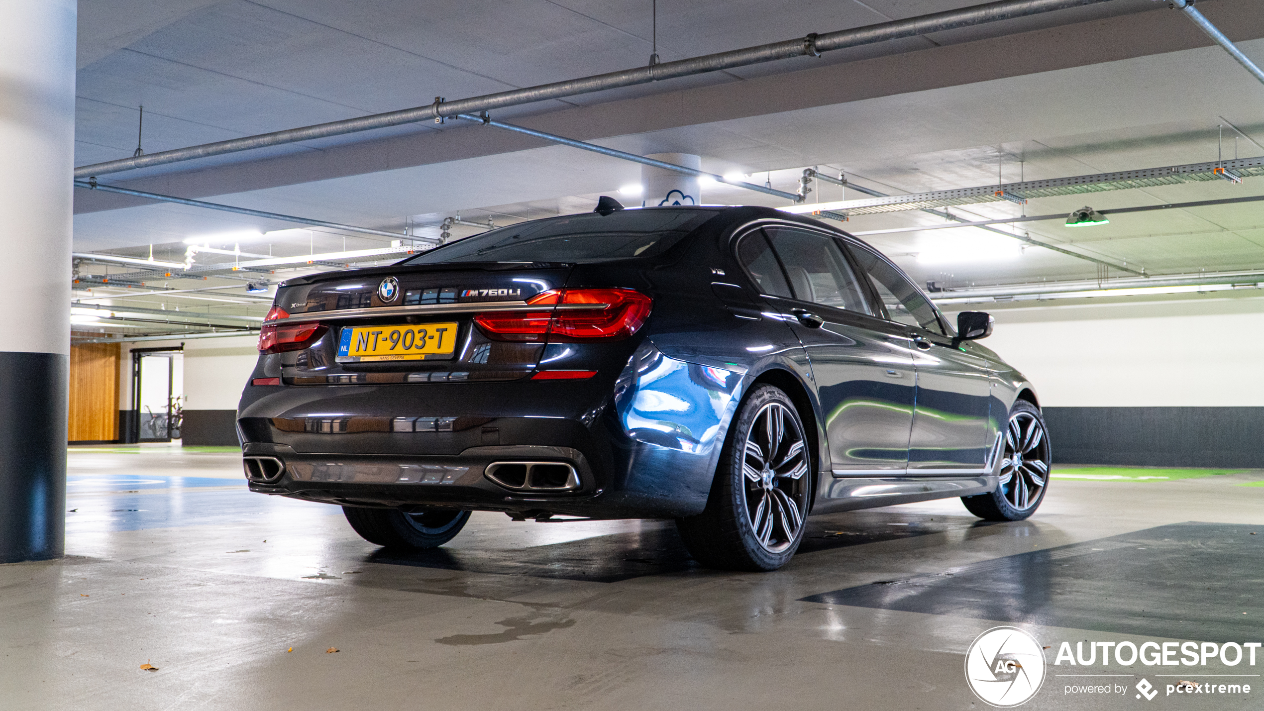 BMW M760Li xDrive