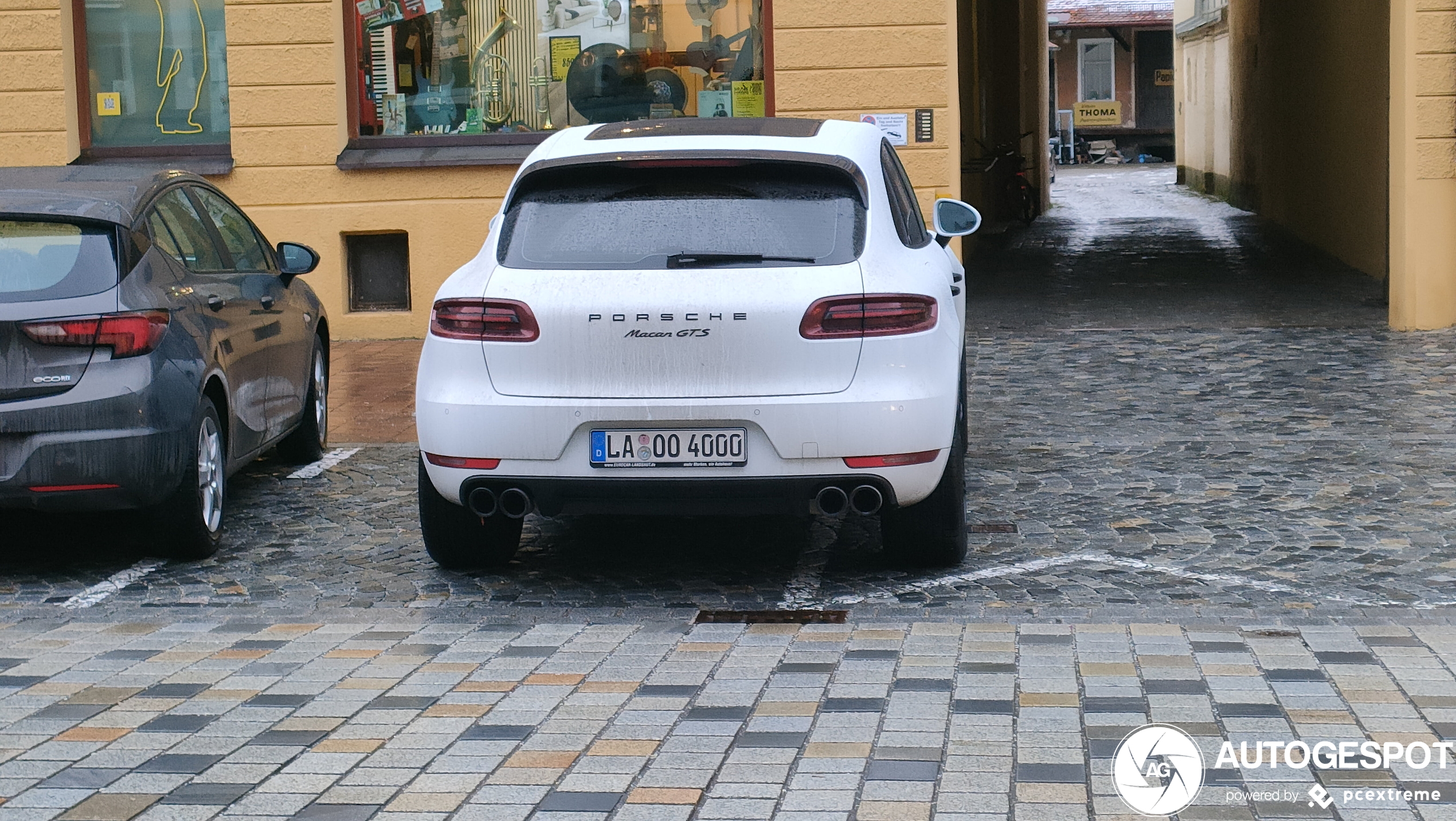 Porsche 95B Macan GTS