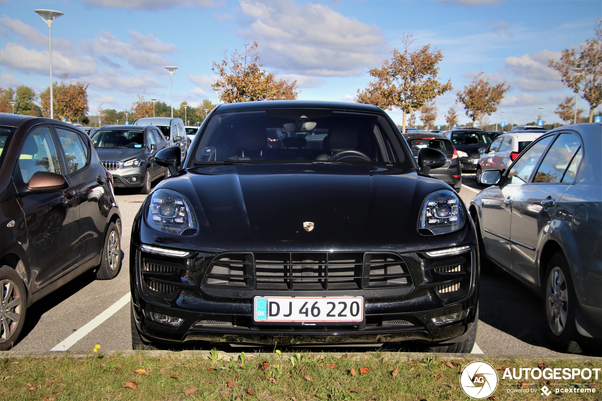 Porsche 95B Macan GTS