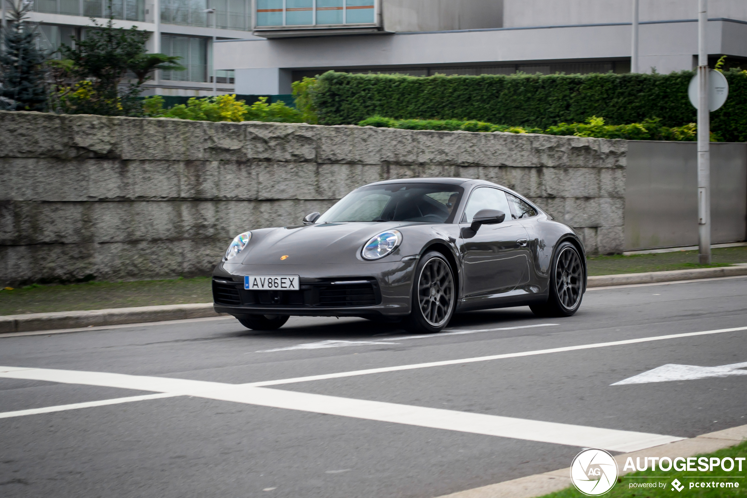 Porsche 992 Carrera 4S