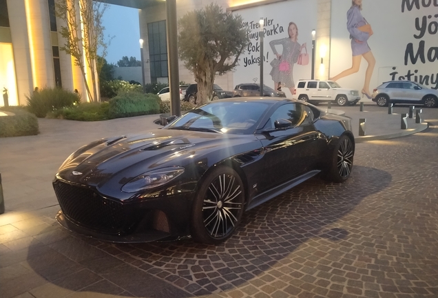 Aston Martin DBS Superleggera