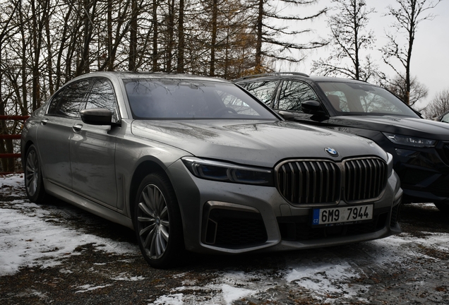 BMW M760Li xDrive 2019