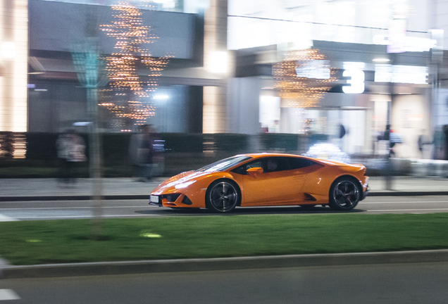 Lamborghini Huracán LP640-4 EVO