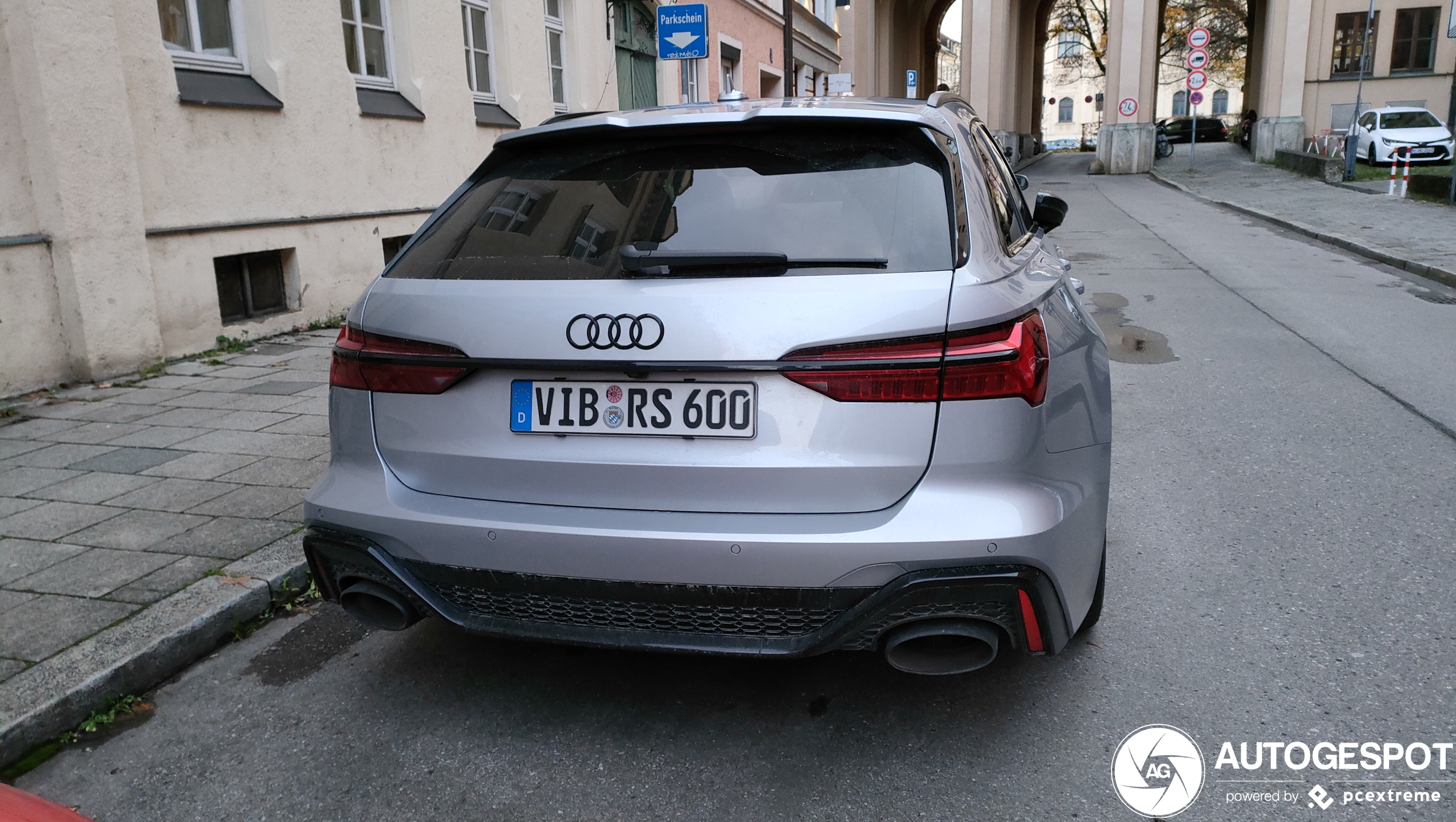 Audi RS6 Avant C8