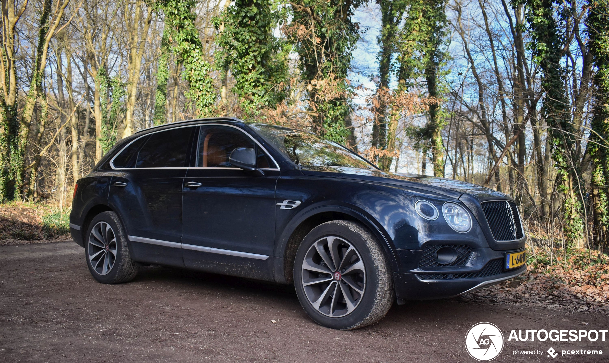 Bentley Bentayga V8