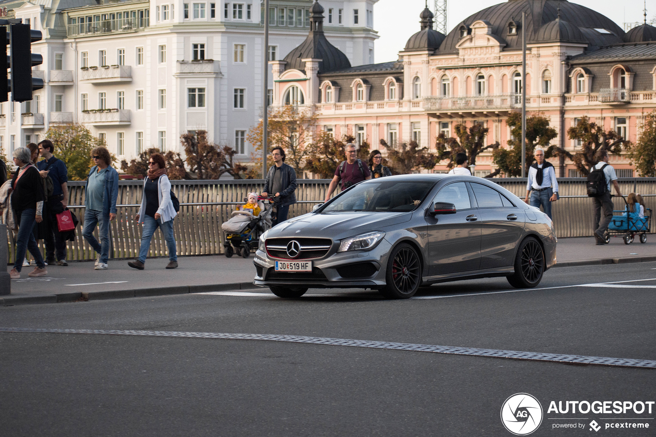 Mercedes-Benz CLA 45 AMG C117