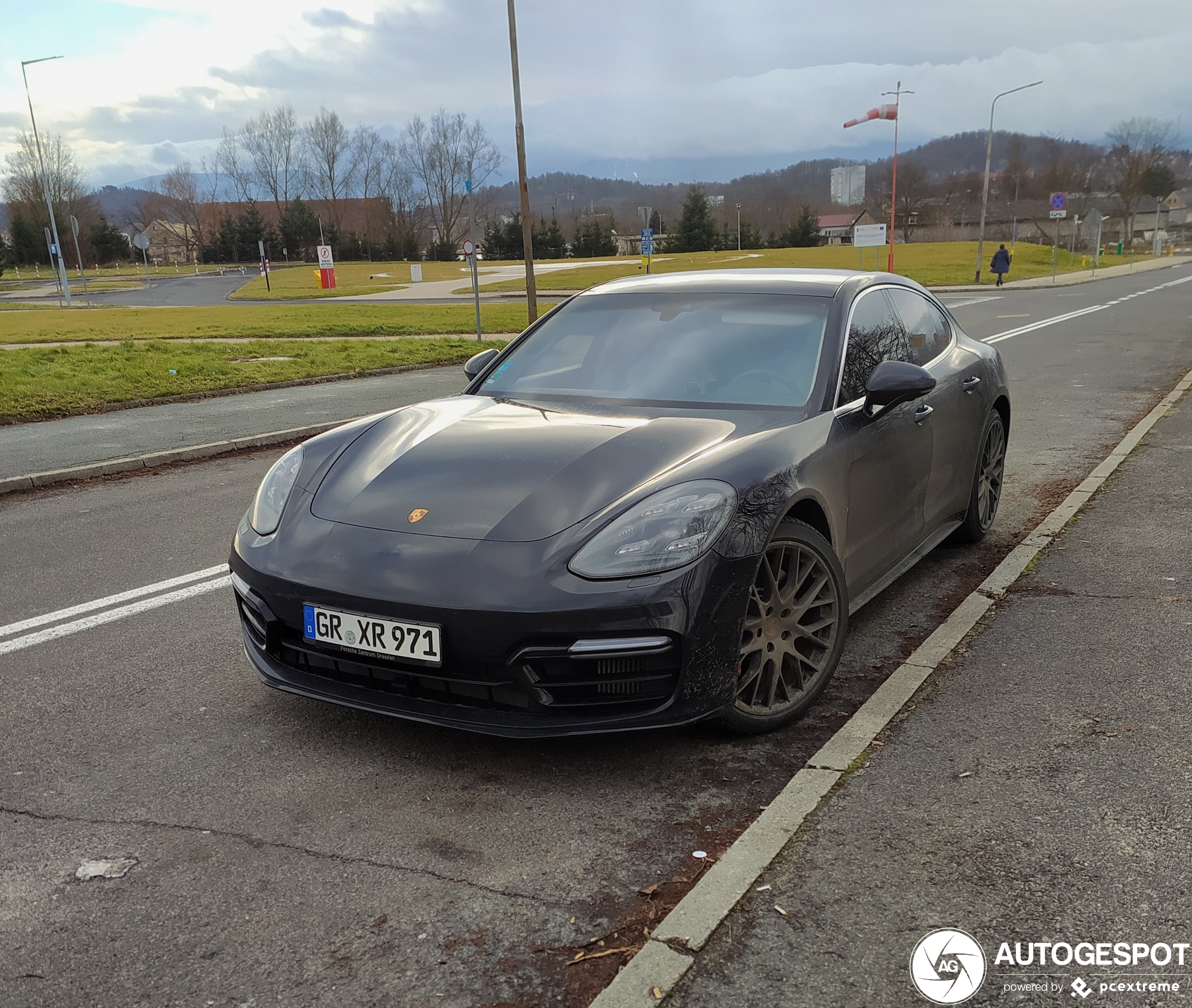 Porsche 971 Panamera Turbo