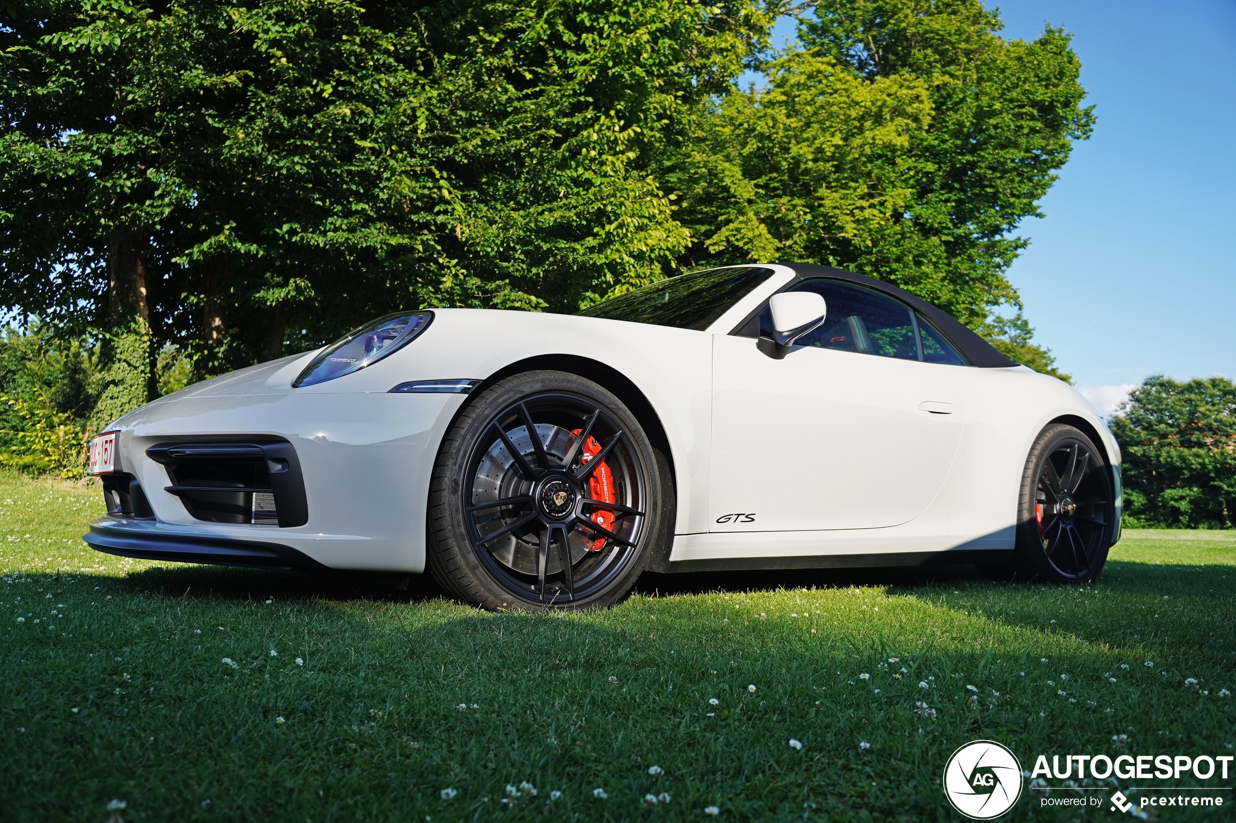 Porsche 992 Carrera 4 GTS Cabriolet